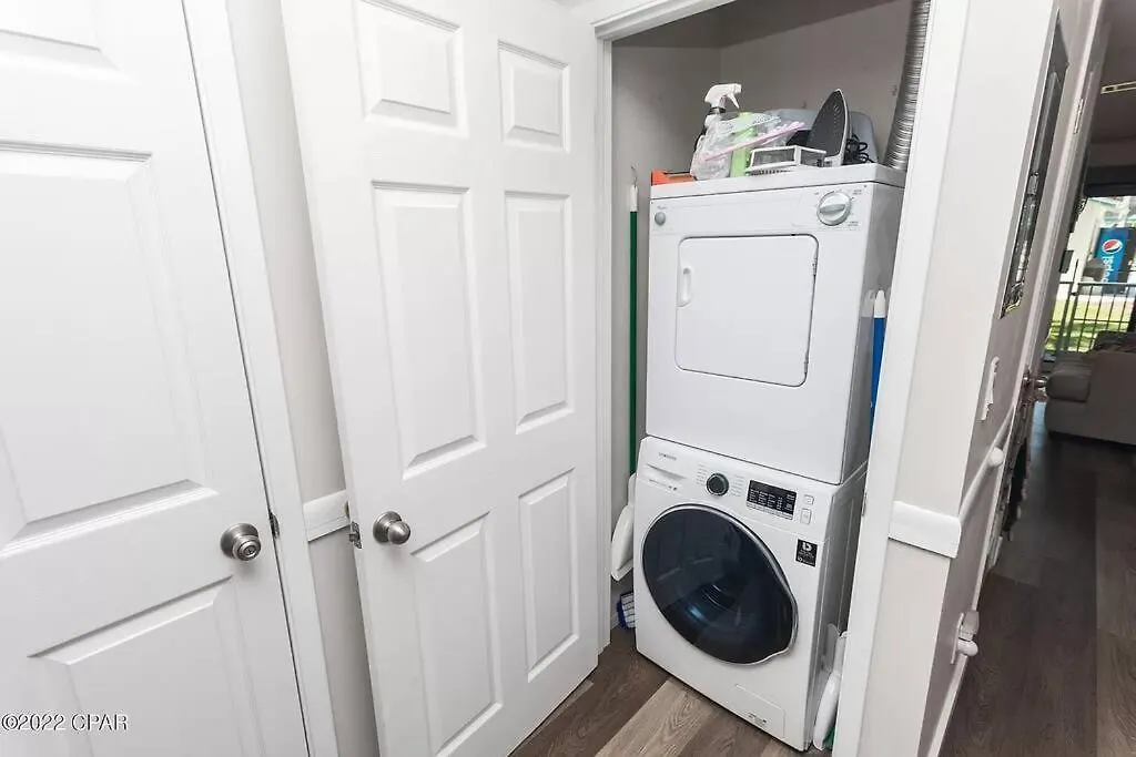 דירה פנמה סיטי ביץ' Oceanside Ground Floor Condo, Heated Pool, Affordable Monthly Rates